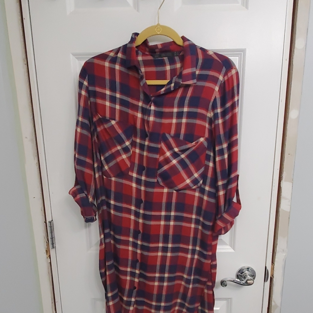 ZARA plaid roll up sleeve chic look